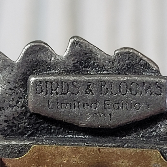 Vintage Birds & Blooms Brooch Pin. - Picture 8 of 8